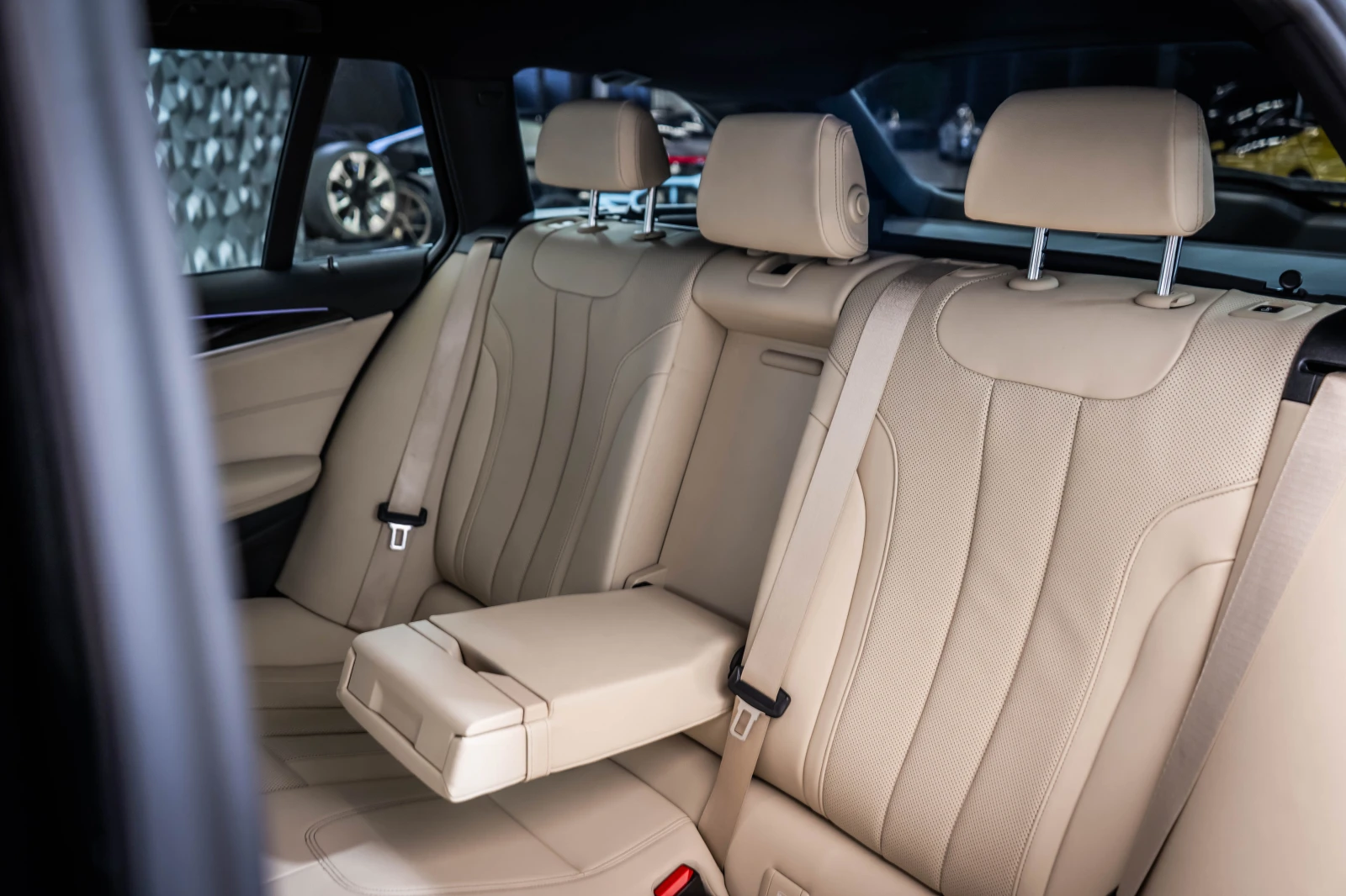 BMW 530 E xDrive Msport* Camera | Mobile.bg   16