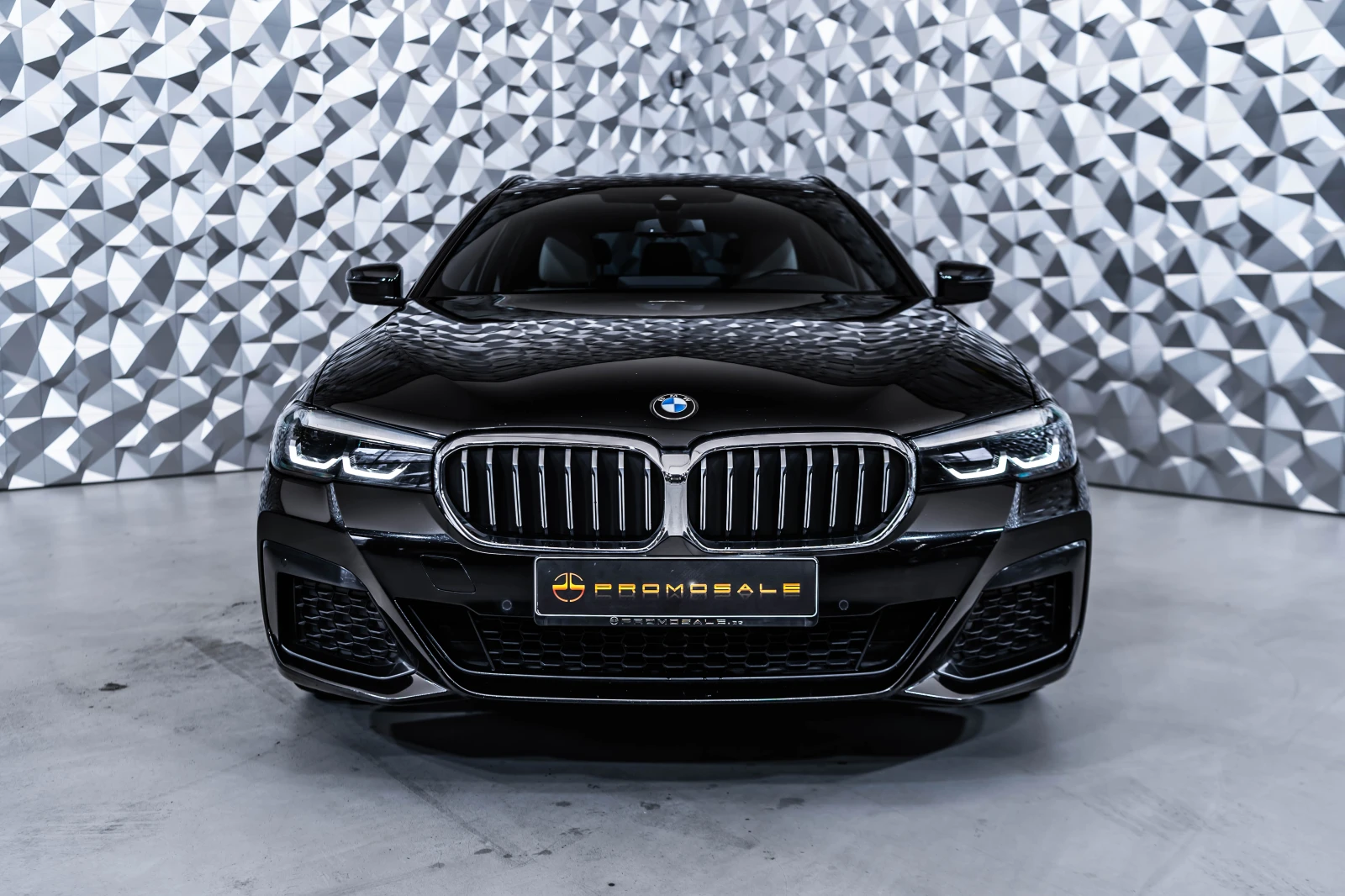BMW 530 E xDrive Msport* Camera - изображение 2