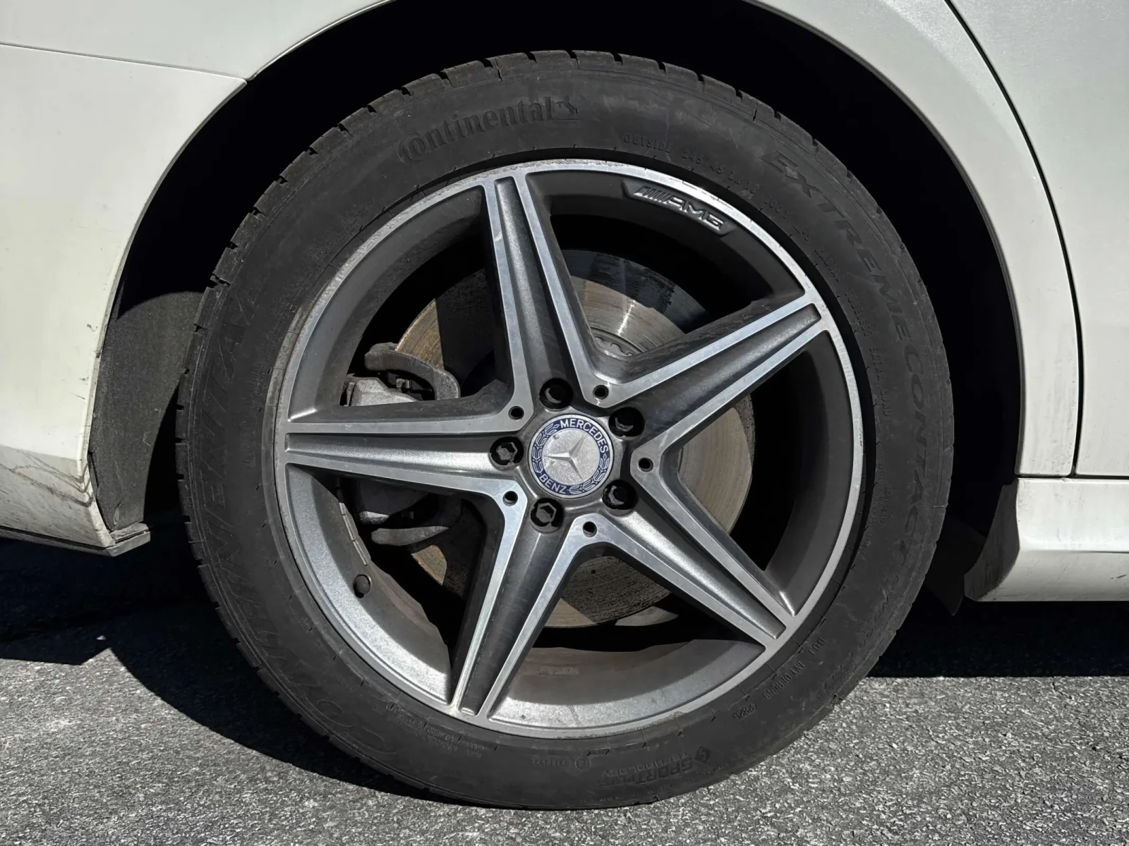 Mercedes-Benz E 400  * * CARFAX * * АВТО КРЕДИТ * * , снимка 6 - Автомобили и джипове - 53832271