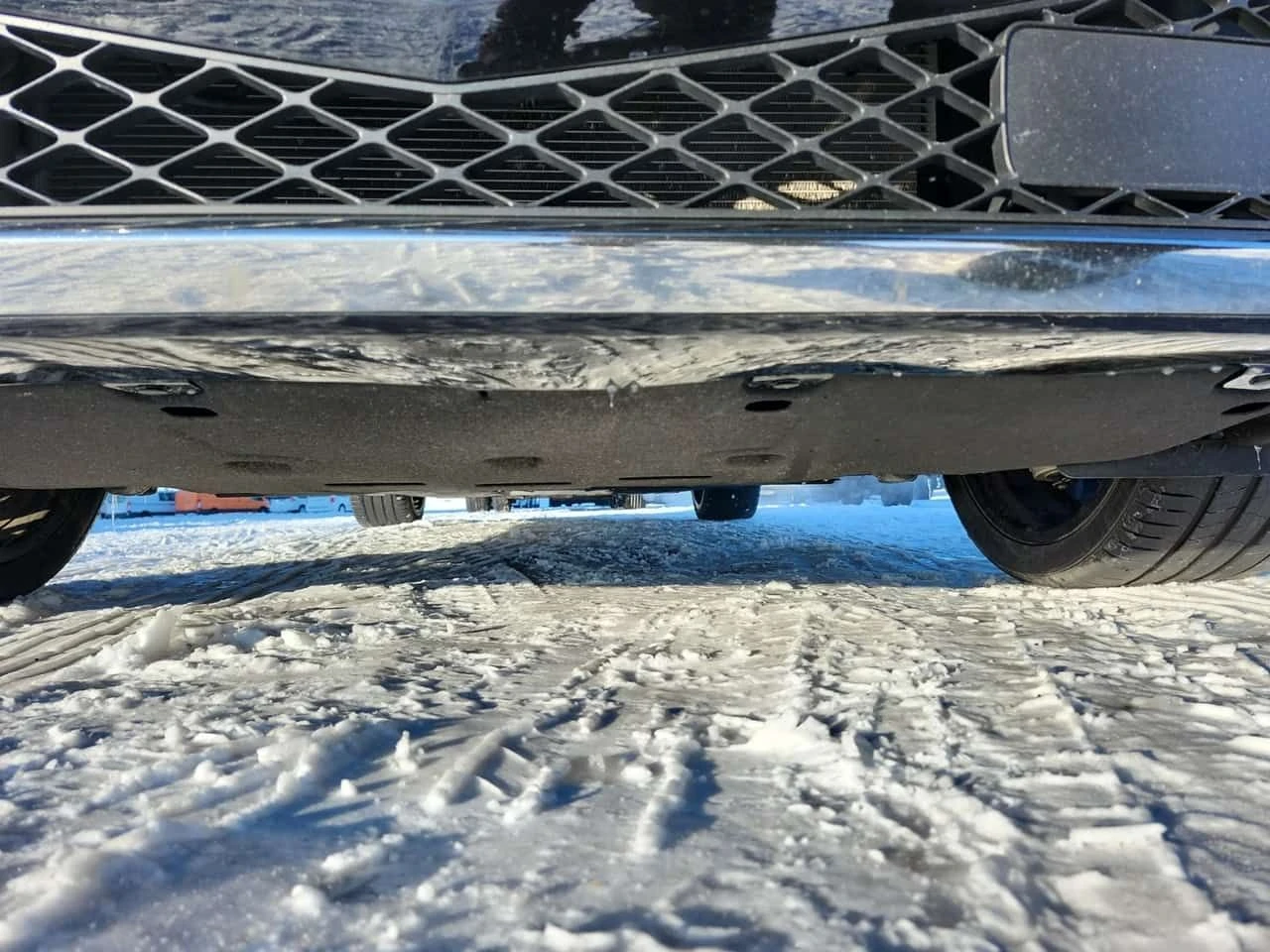 Genesis G90 3.5T| BANG & OLUFSEN| 360| HUD| PANO| ОБДУХВАНЕ, снимка 15 - Автомобили и джипове - 53891887