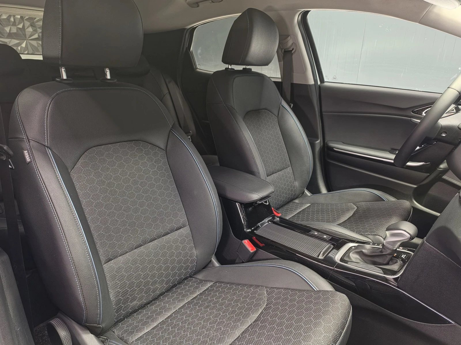 Kia XCeed 600KM* 1.6T* 150к.с* MILD HYBRID* EXECUTIVE* НОВА*, снимка 13 - Автомобили и джипове - 53975750