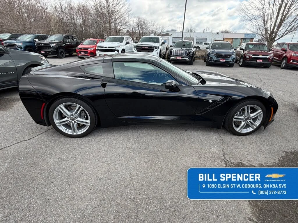 Chevrolet Corvette Stingray 1LT* RWD* АвтоКредит* (ЦЕНА ДО БГ), снимка 6 - Автомобили и джипове - 54136963