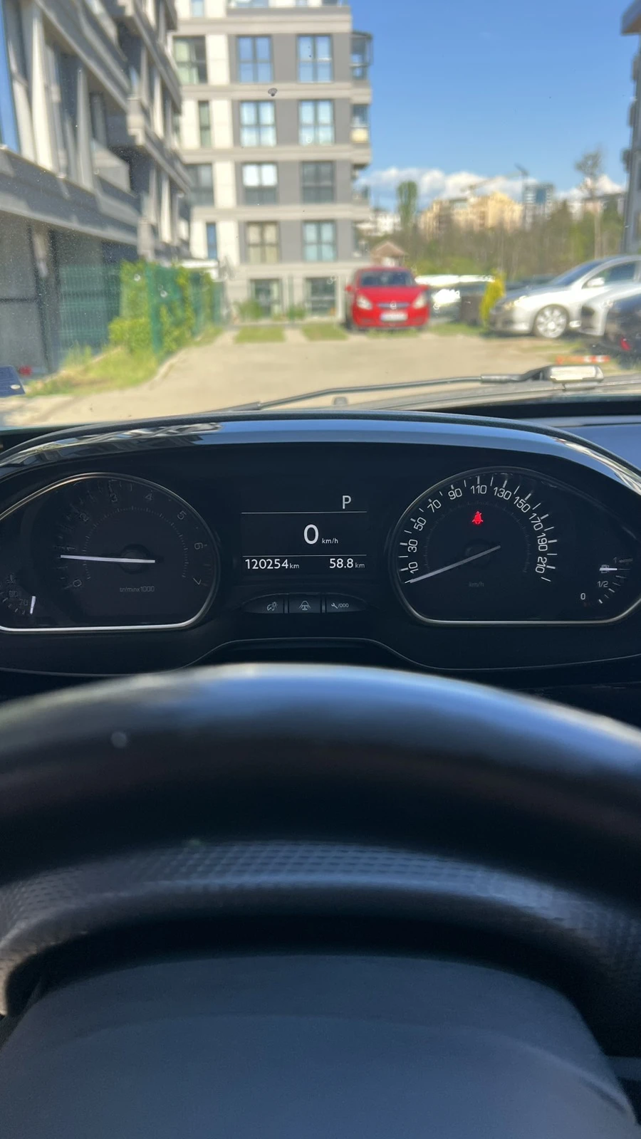 Peugeot 2008, снимка 7 - Автомобили и джипове - 54463798