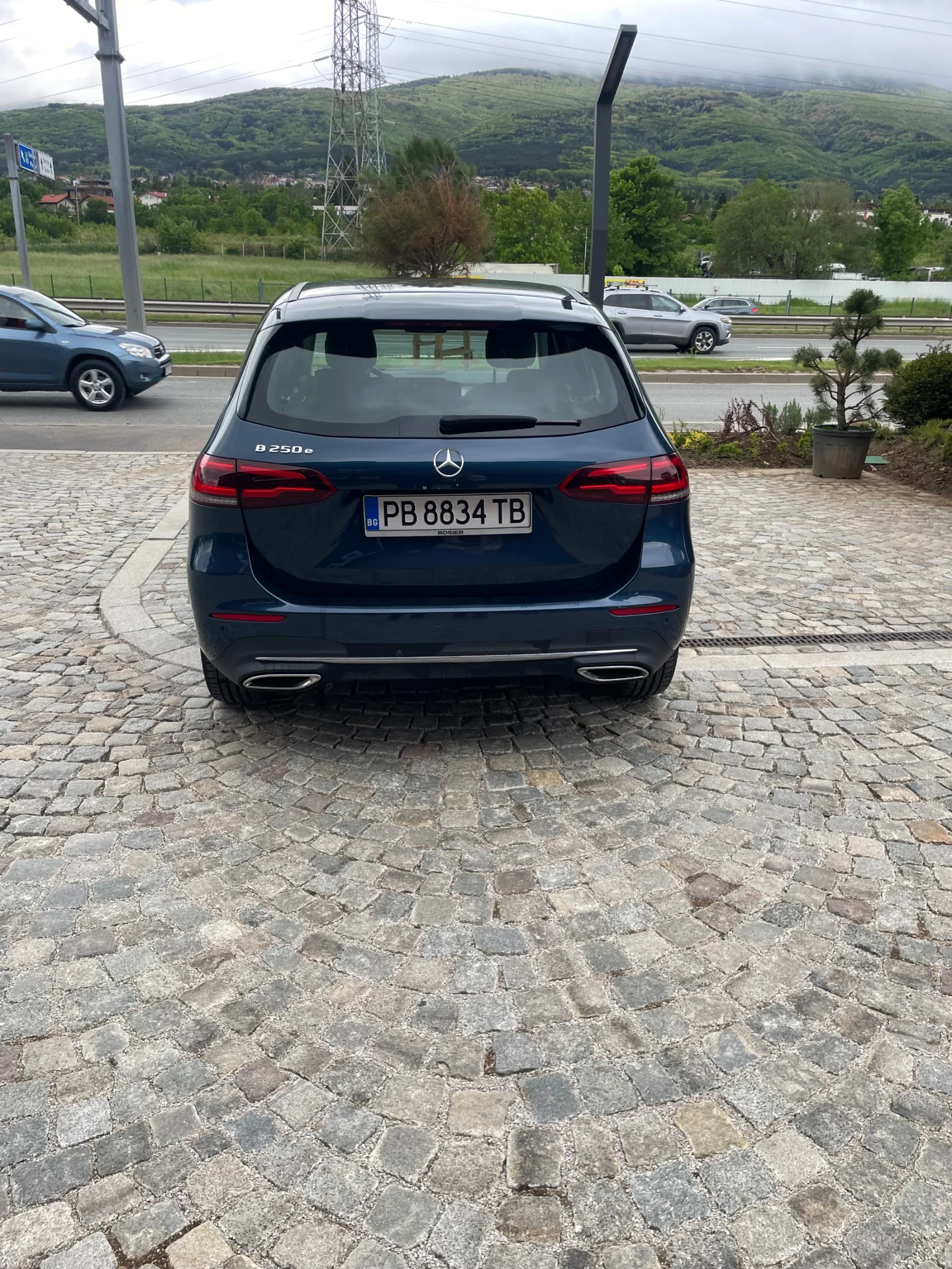 Mercedes-Benz B 250 B250e, снимка 6 - Автомобили и джипове - 54609723