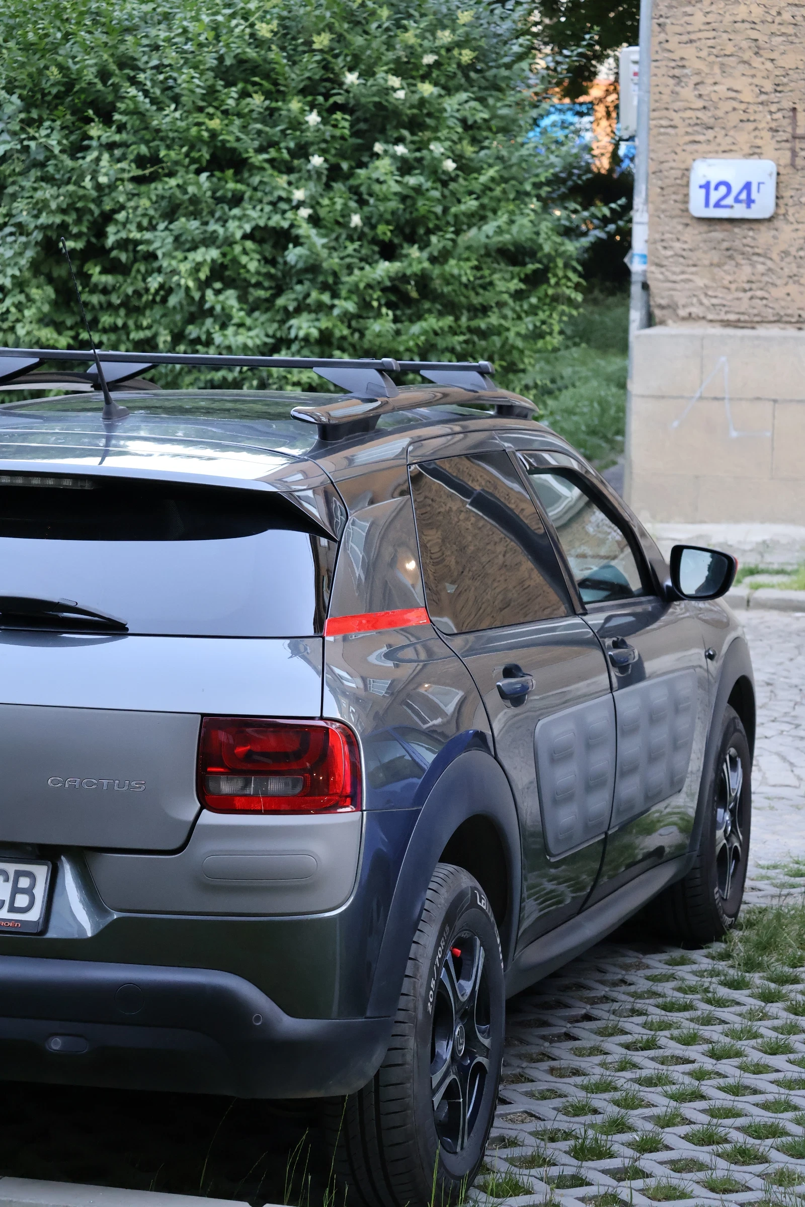 Citroen C4 Cactus, снимка 4 - Автомобили и джипове - 54991123