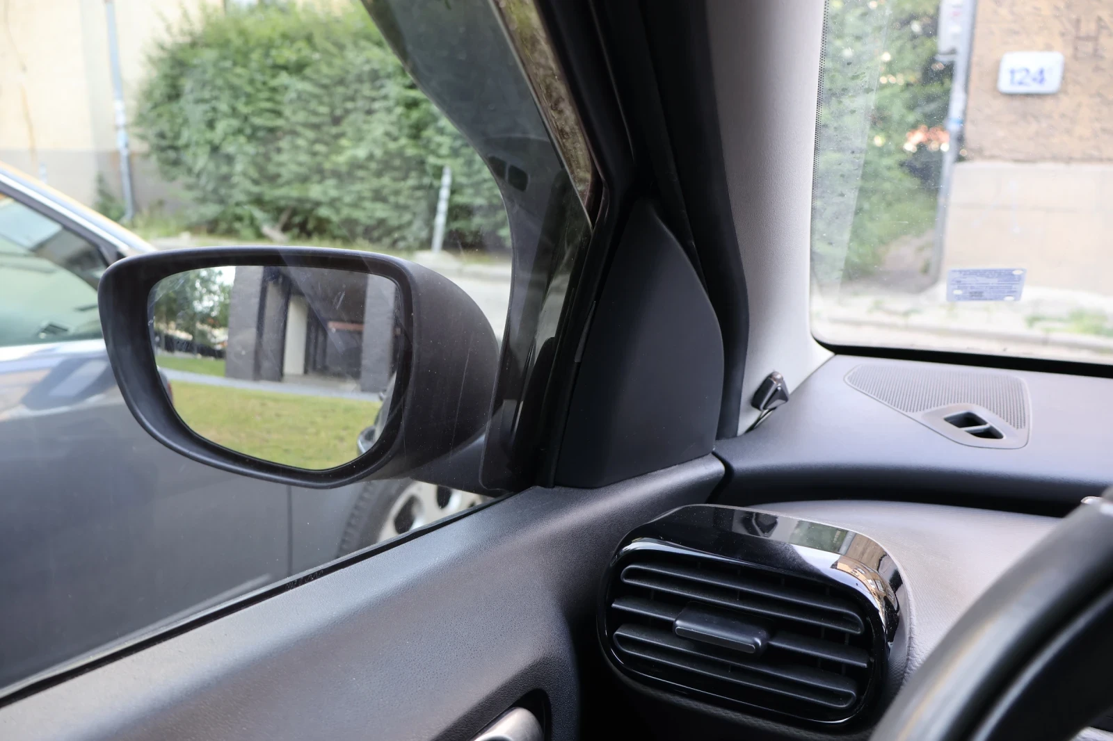 Citroen C4 Cactus, снимка 14 - Автомобили и джипове - 54991123