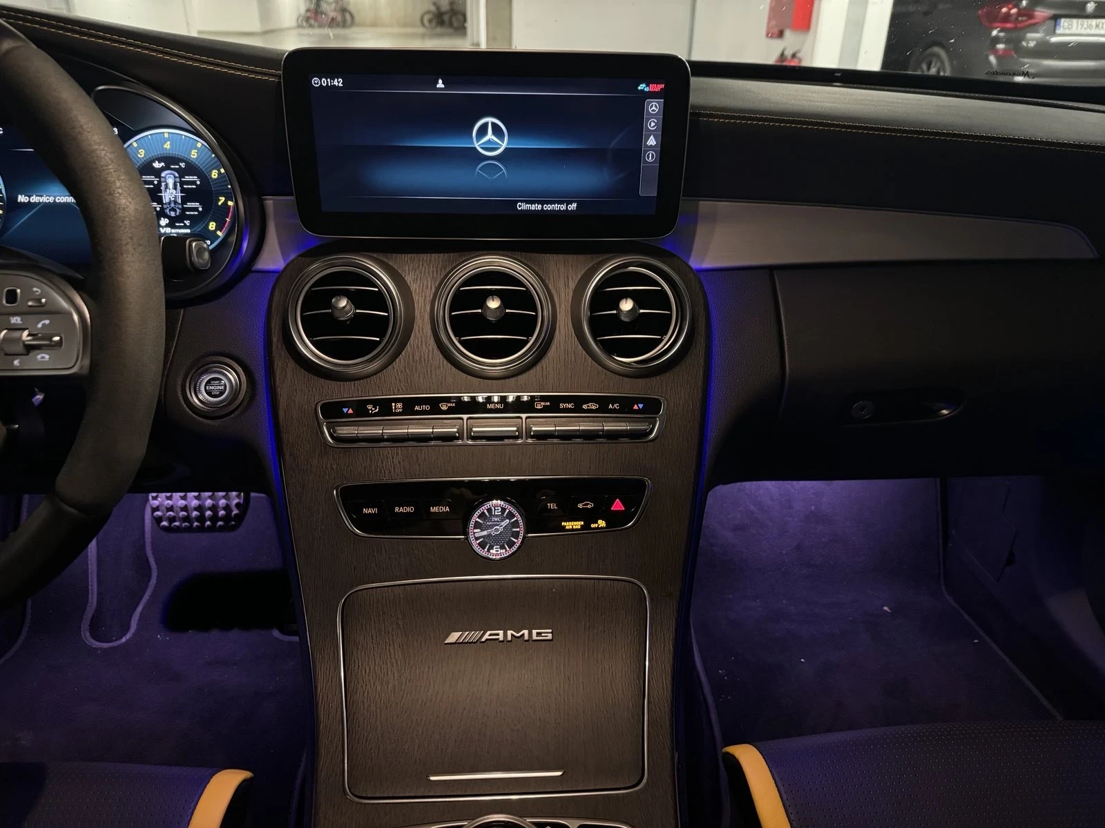 Mercedes-Benz C 63 AMG, снимка 10 - Автомобили и джипове - 55137359