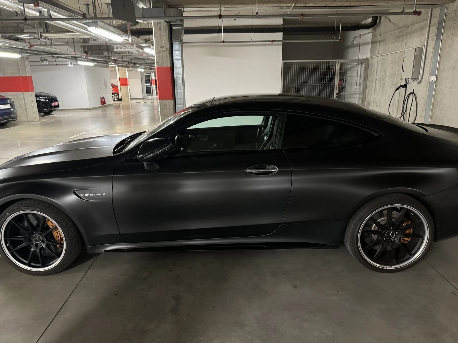 Mercedes-Benz C 63 AMG, снимка 3 - Автомобили и джипове - 55137359