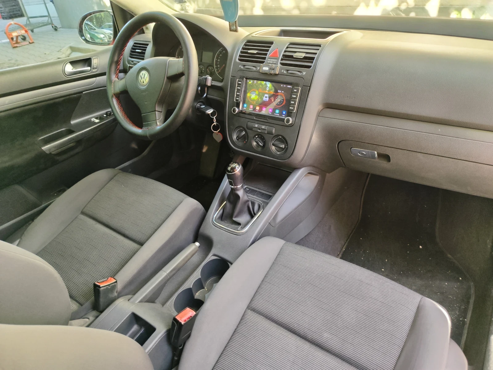 VW Golf 2000 sdi, снимка 3 - Автомобили и джипове - 56073445
