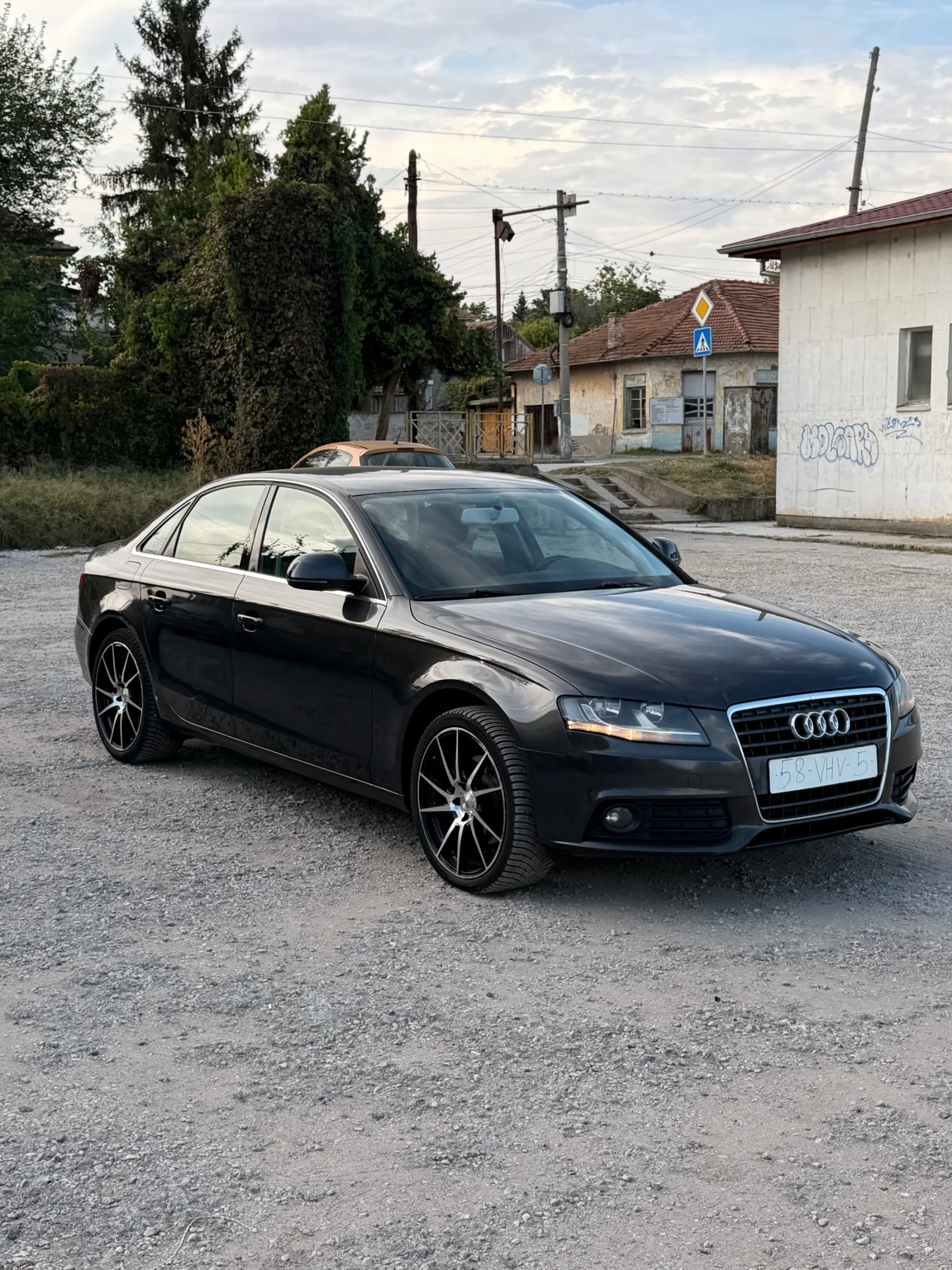 Audi A4 1.8 TFSI, снимка 3 - Автомобили и джипове - 56166109