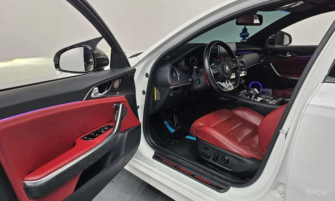 Kia Stinger * 2.0 Turbo AWD * ����� �� ����������� | Mobile.bg � ����������� 10