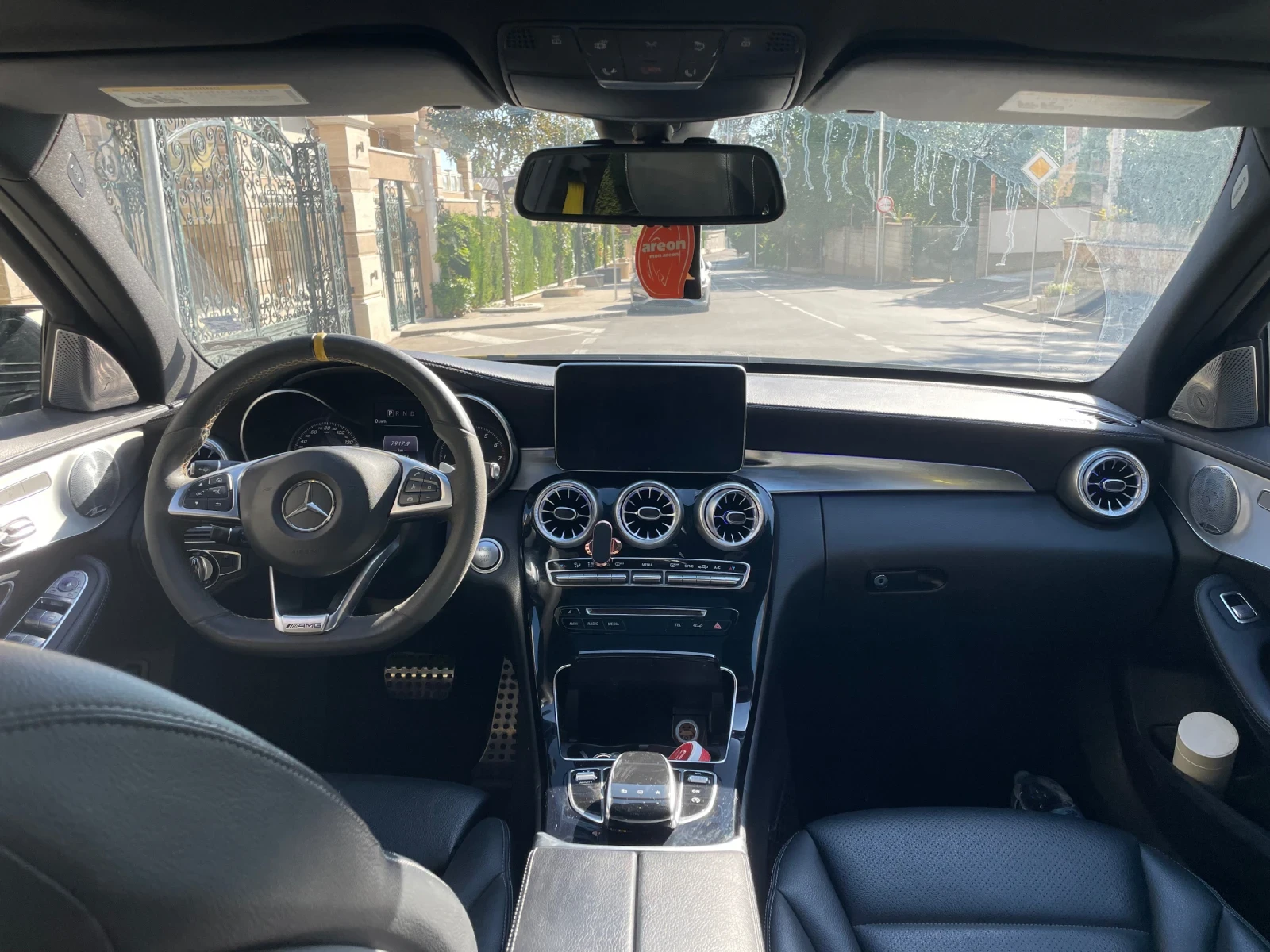 Mercedes-Benz C 400, снимка 10 - Автомобили и джипове - 56568584