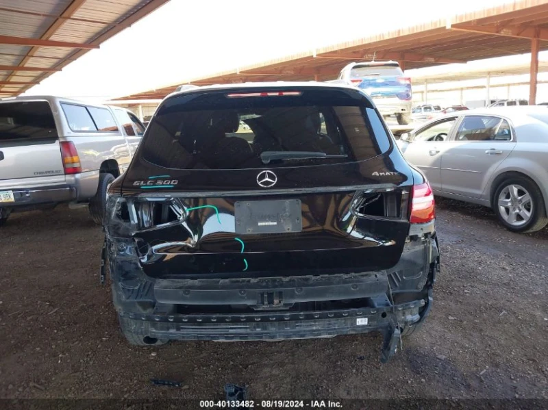 Mercedes-Benz GLC 300 4MATIC, снимка 5 - Автомобили и джипове - 47604922