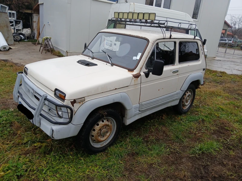 Lada Niva 1.7Mi, снимка 5 - Автомобили и джипове - 48365715