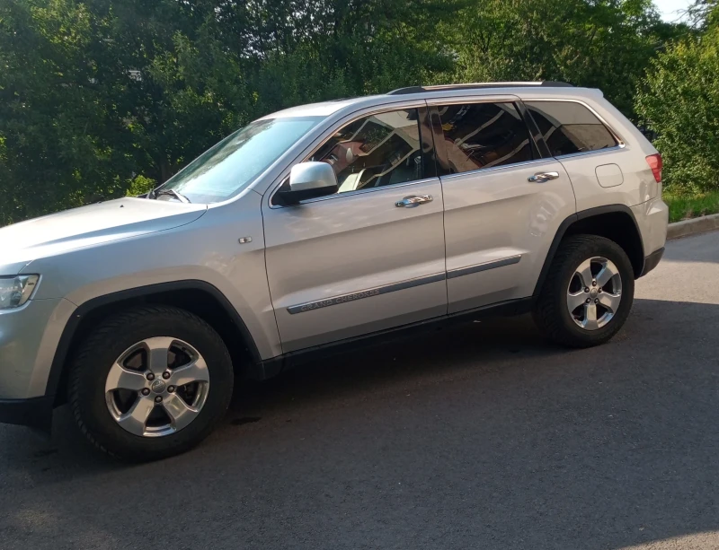 Jeep Grand cherokee 3.0CRDI ПРУЖИНИ , снимка 4 - Автомобили и джипове - 51630487