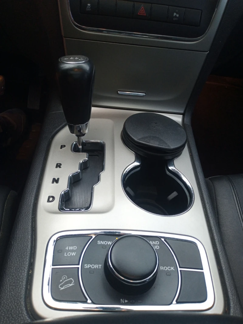 Jeep Grand cherokee 3.0CRDI ПРУЖИНИ , снимка 12 - Автомобили и джипове - 51630487