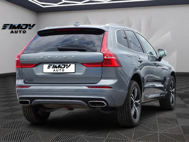 Volvo XC60 R-DESIGN KEYLESSGO АВТОМАТИК НАВИГАЦИЯ КОЖА ПОДГР, снимка 2 - Автомобили и джипове - 52000695