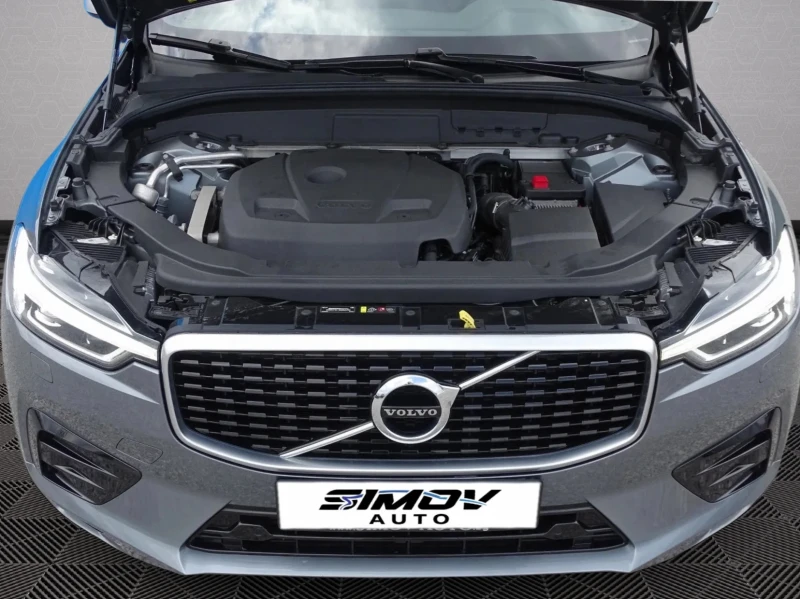 Volvo XC60 R-DESIGN KEYLESSGO АВТОМАТИК НАВИГАЦИЯ КОЖА ПОДГР, снимка 16 - Автомобили и джипове - 52000695