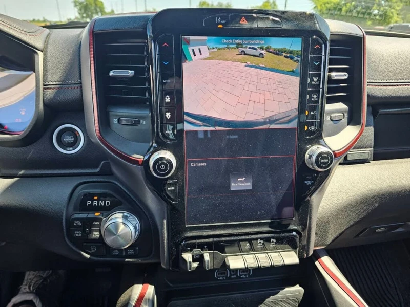 Dodge RAM 1500 * АВТО КРЕДИТ* ЦЕНА ДО БГ * СЕРВИЗНА ИСТОРИЯ * , снимка 13 - Автомобили и джипове - 52630386