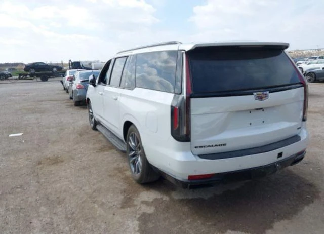 Cadillac Escalade ESV 4WD SPORT 6.2L V8, снимка 3 - Автомобили и джипове - 48628408