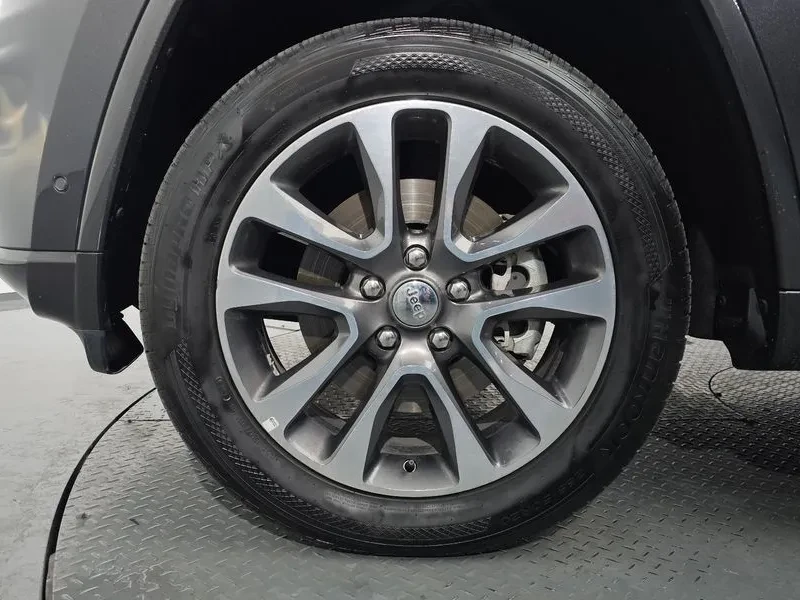 Jeep Grand cherokee 3.0 Diesel Overland WK2, снимка 5 - Автомобили и джипове - 55588369