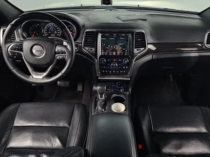 Jeep Grand cherokee 3.0 Diesel Overland WK2, снимка 7 - Автомобили и джипове - 55588369