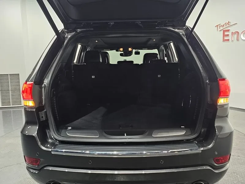 Jeep Grand cherokee 3.0 Diesel Overland WK2, снимка 16 - Автомобили и джипове - 55588369