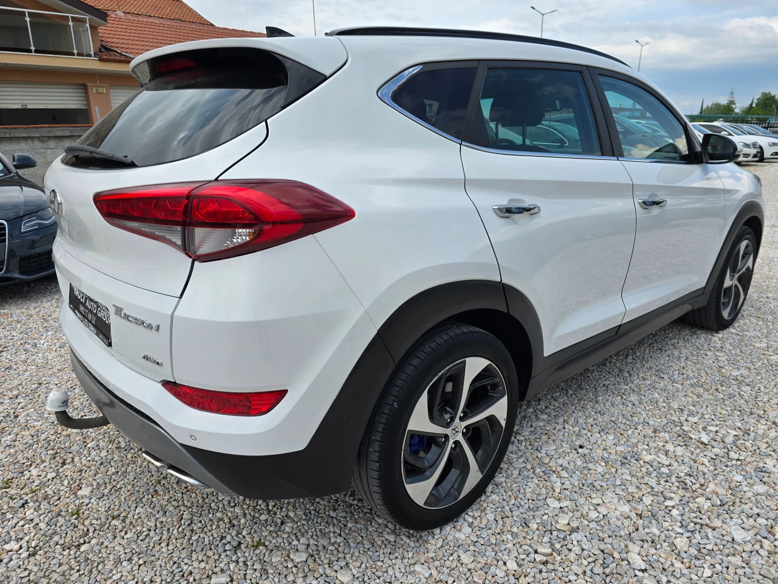 Hyundai Tucson 2.0CRDI 4X4/AVT/FULL/FULL/ - изображение 4