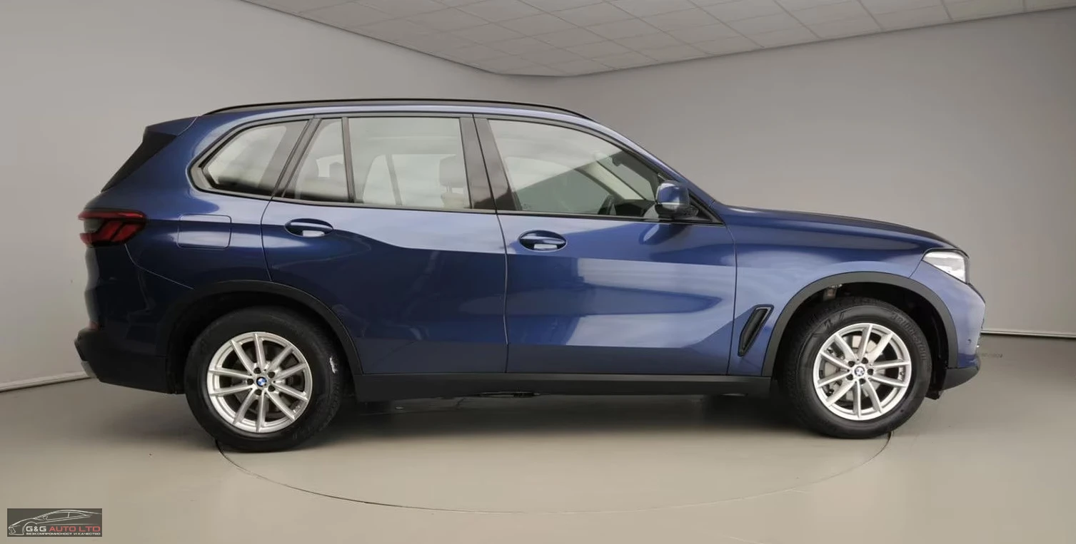 BMW X5 xDRIVE30d/265HP/CAM/CARPLAY/DIGI/PANO/L.ASS/486f - изображение 3