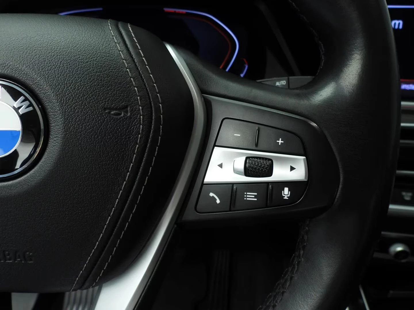 BMW X5 xDRIVE30d/265HP/CAM/CARPLAY/DIGI/PANO/L.ASS/486f - изображение 8