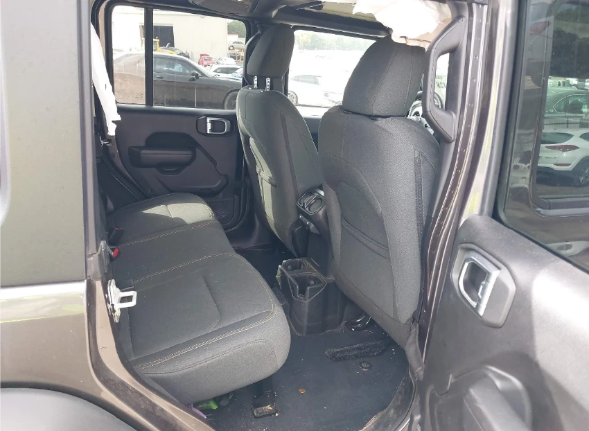 Jeep Wrangler 4-DOOR SPORT S 4X4 | Mobile.bg   12