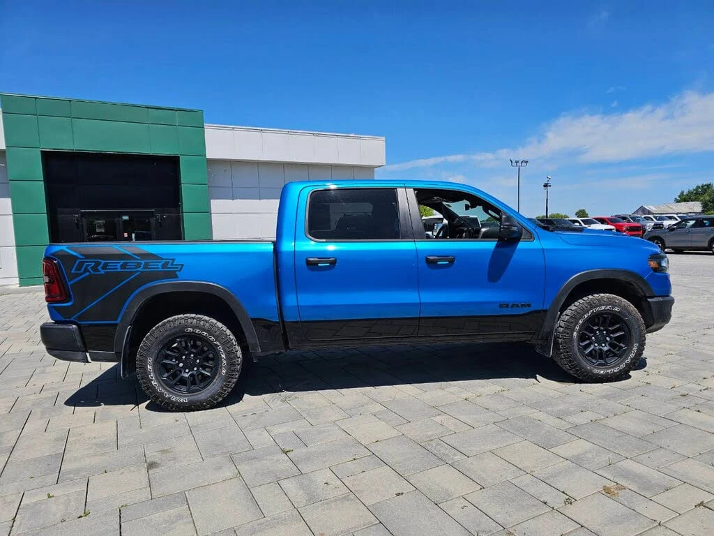 Dodge RAM 1500 * АВТО КРЕДИТ* ЦЕНА ДО БГ * СЕРВИЗНА ИСТОРИЯ *  - изображение 4