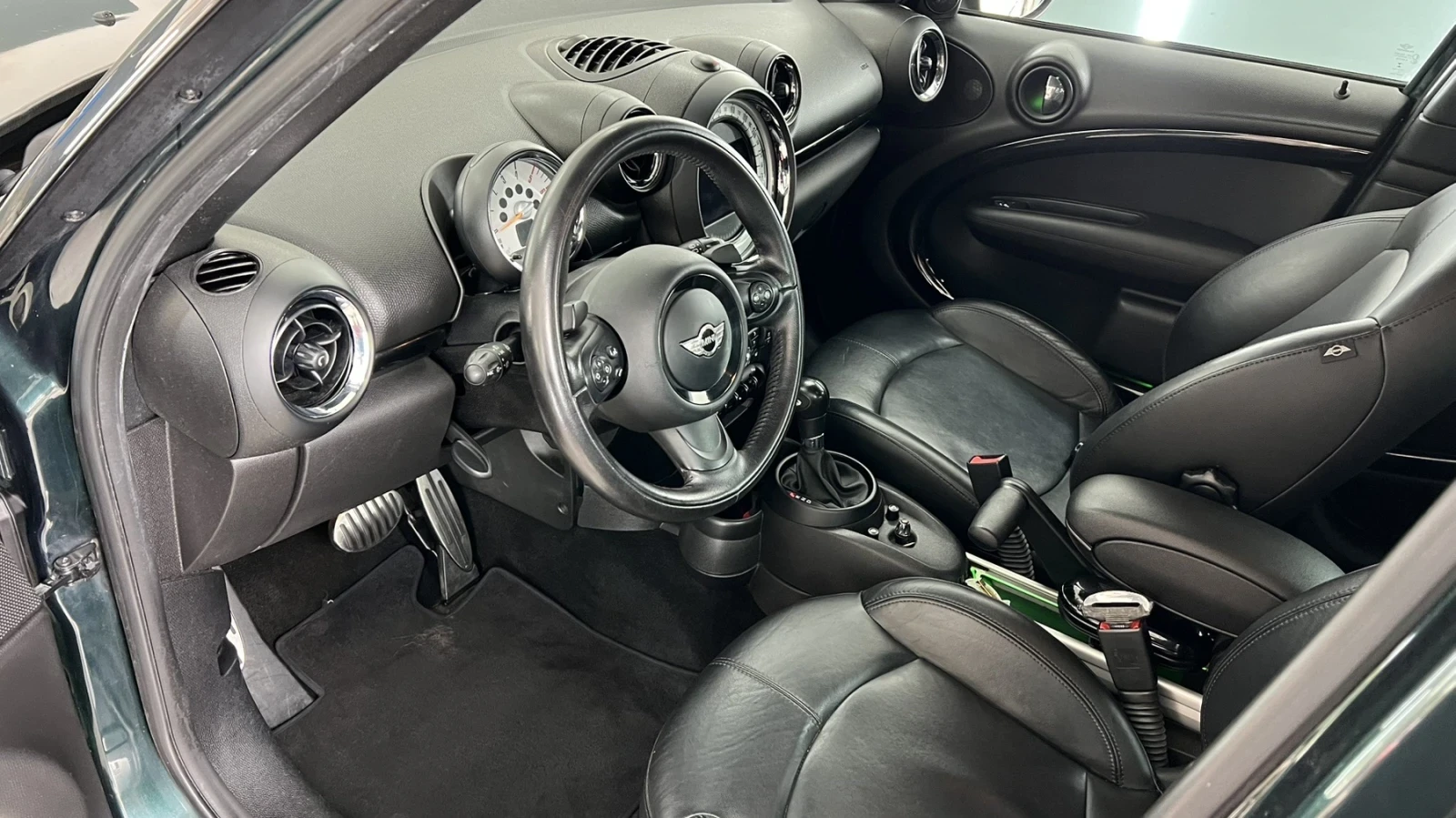 Mini Countryman 2.0 SD, снимка 3 - Автомобили и джипове - 54172324