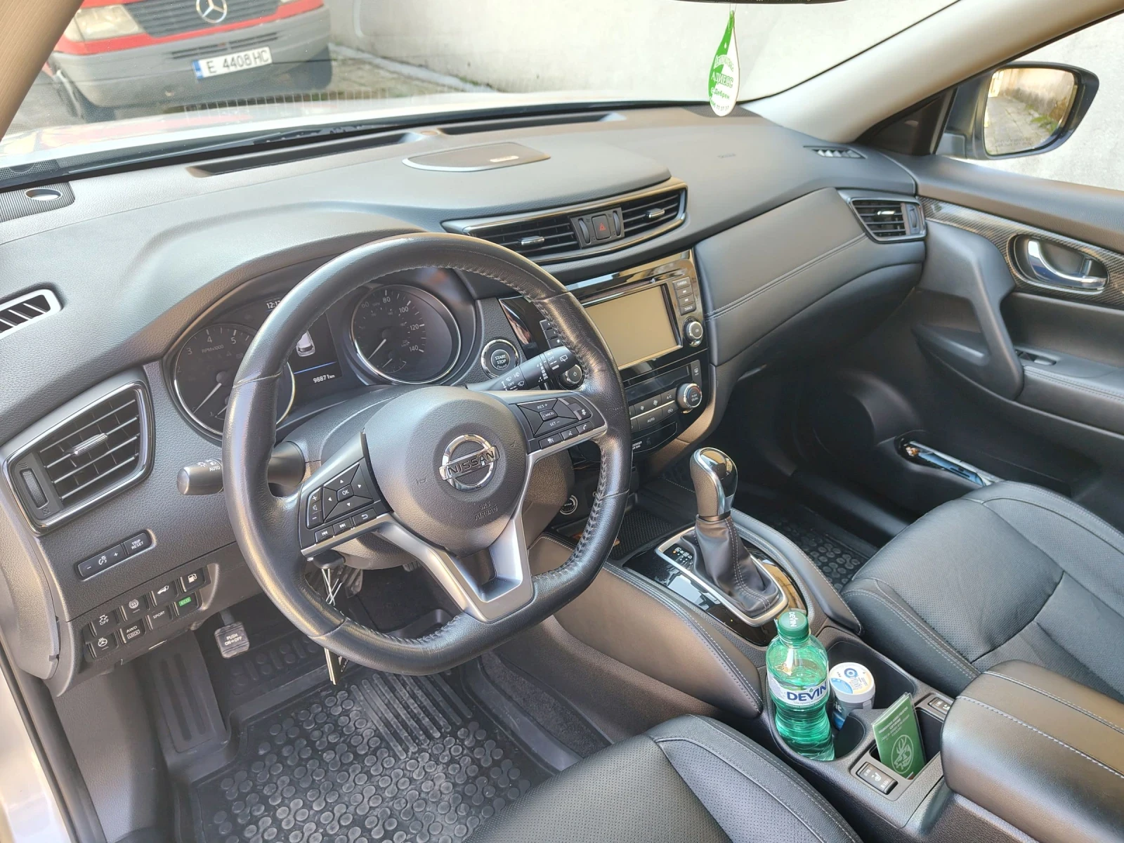 Nissan Rogue, снимка 8 - Автомобили и джипове - 53858349