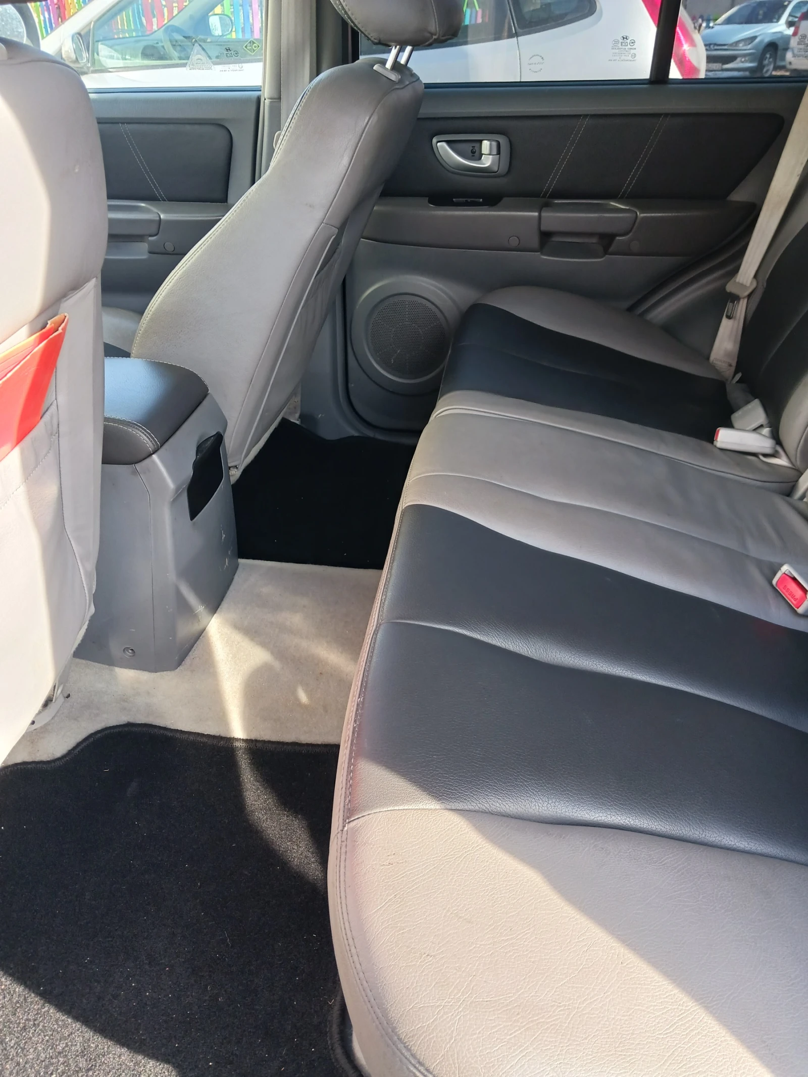 Hyundai Terracan, снимка 4 - Автомобили и джипове - 54333469