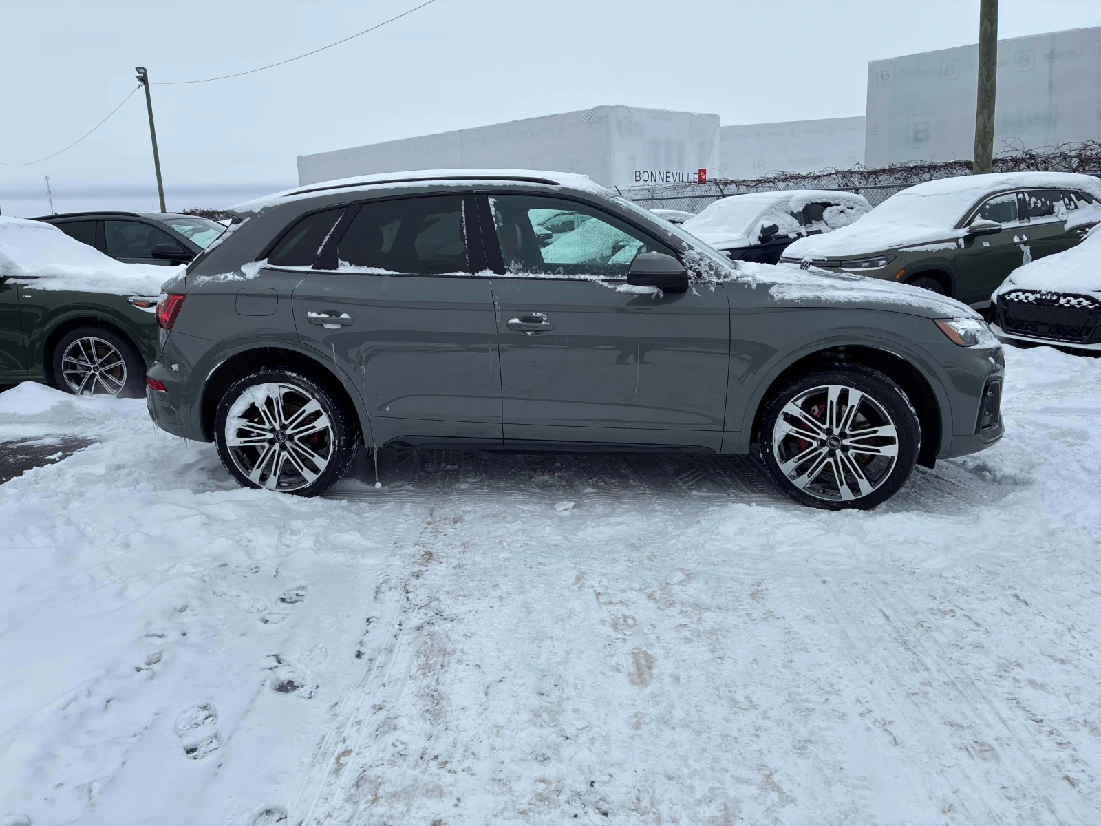 Audi SQ5 30T Black Optic, снимка 3 - Автомобили и джипове - 54441119