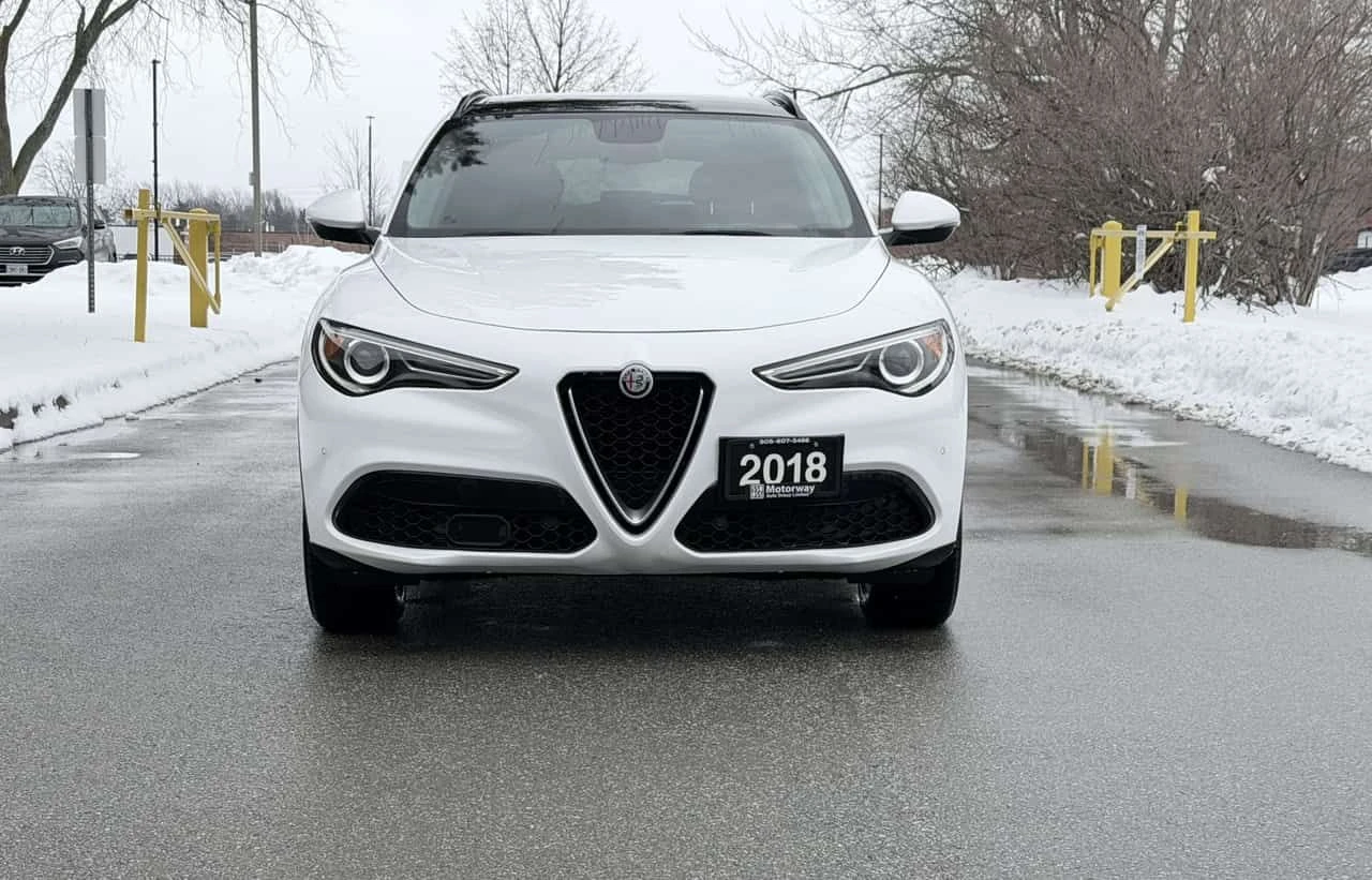 Alfa Romeo Stelvio Sport AWD/Navi/Rear view/ФИНАНСИРАНЕ