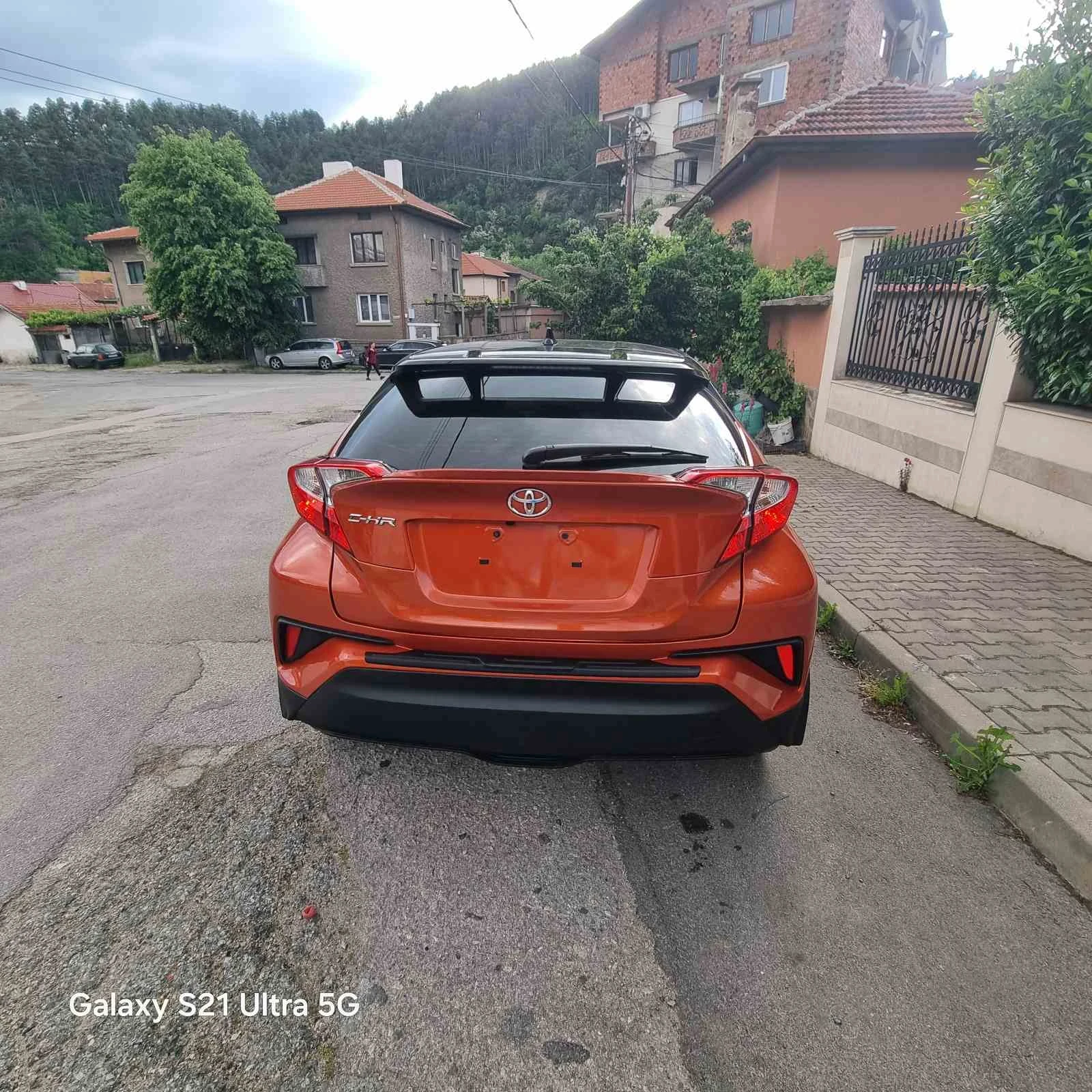Toyota C-HR 2.0 facelift, снимка 4 - Автомобили и джипове - 54697804