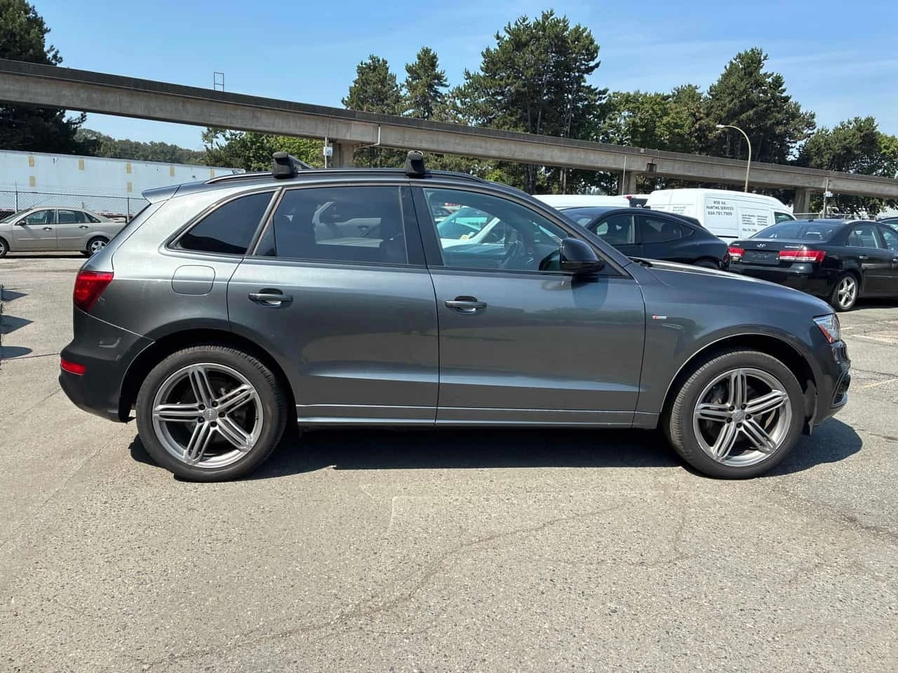 Audi Q5  3.0T TECHNIK  S-line / ЗАДНА КАМЕРА , снимка 3 - Автомобили и джипове - 55798898