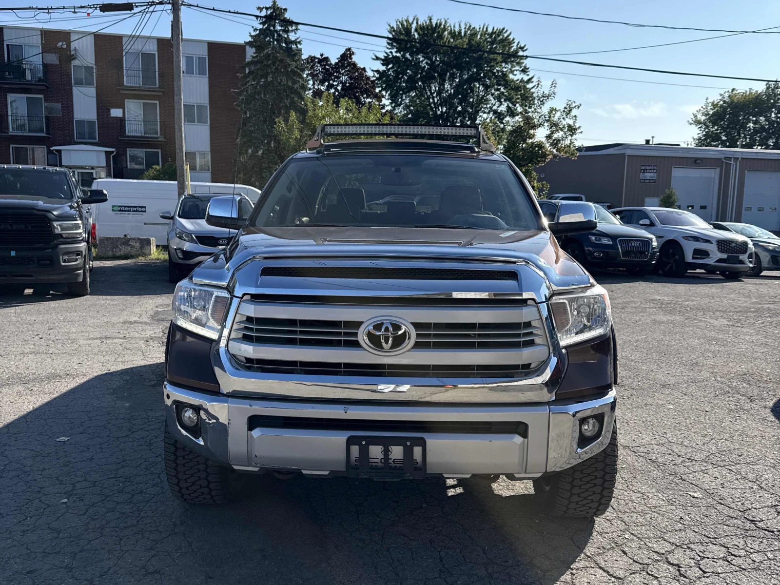 Toyota Tundra Platinum, снимка 6 - Автомобили и джипове - 56248342