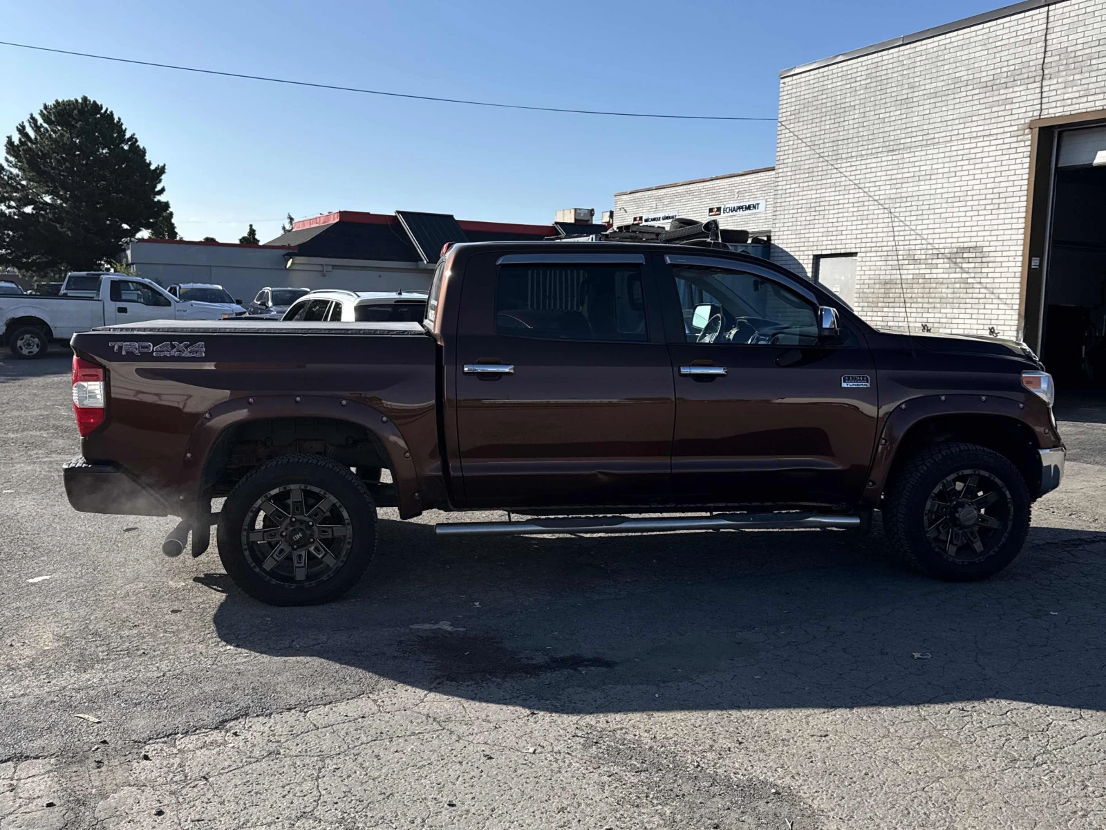 Toyota Tundra Platinum, снимка 3 - Автомобили и джипове - 56248342