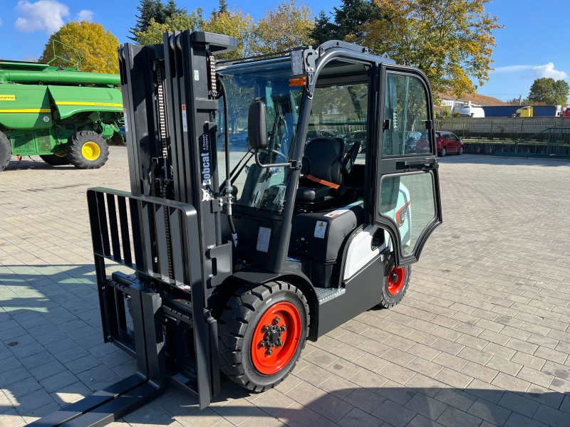 Мотокар Bobcat D35NXP, снимка 8 - Индустриална техника - 52226797