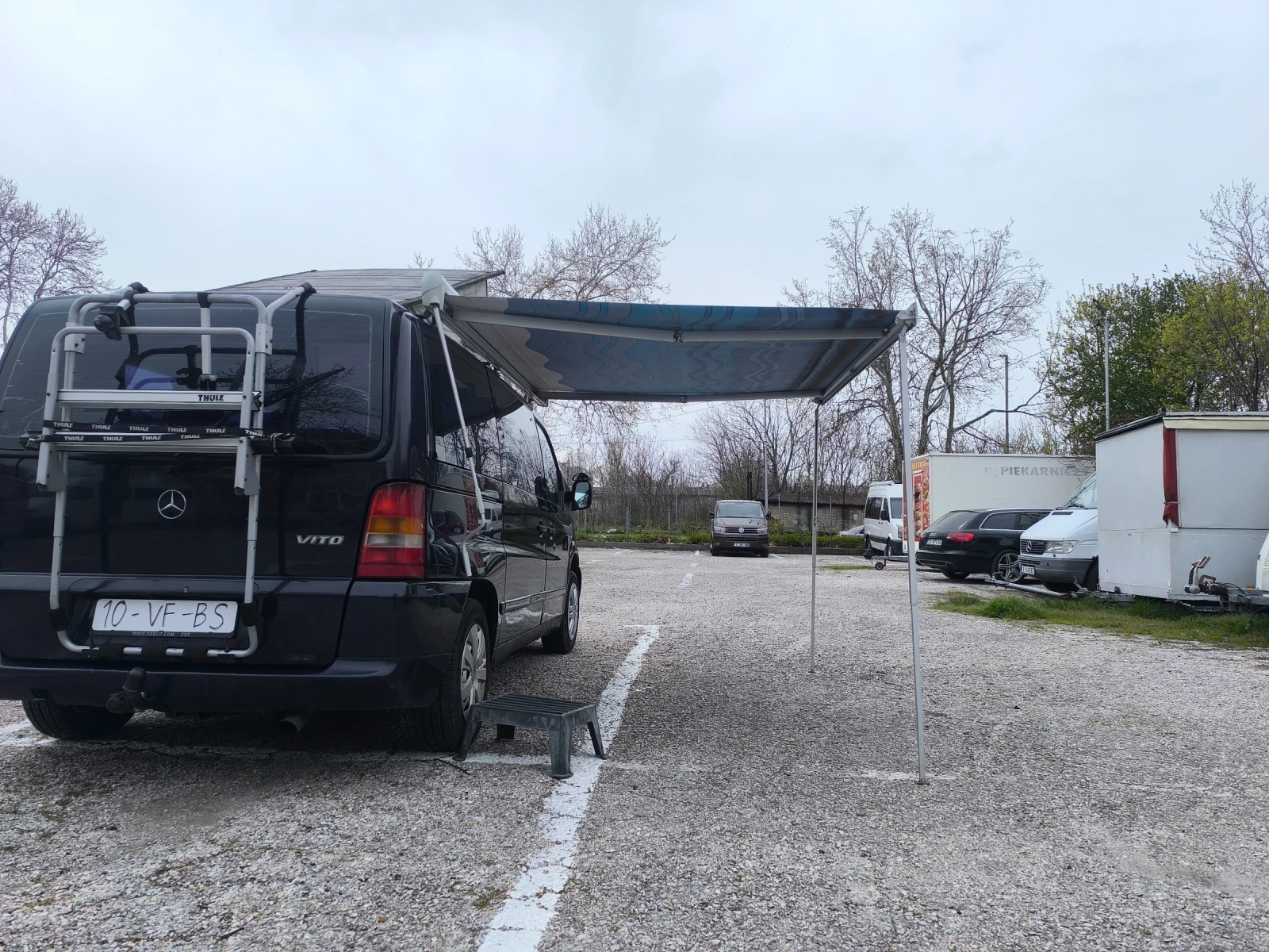 Кемпер Mercedes-Benz Vito 110 D, снимка 3 - Каравани и кемпери - 54482222