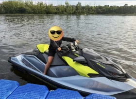 ����� �� �������� �� ���� Bombardier Sea Doo RXP -X RS