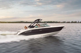 ����� �� �������� �� ������� ���� Sea Ray SDX270