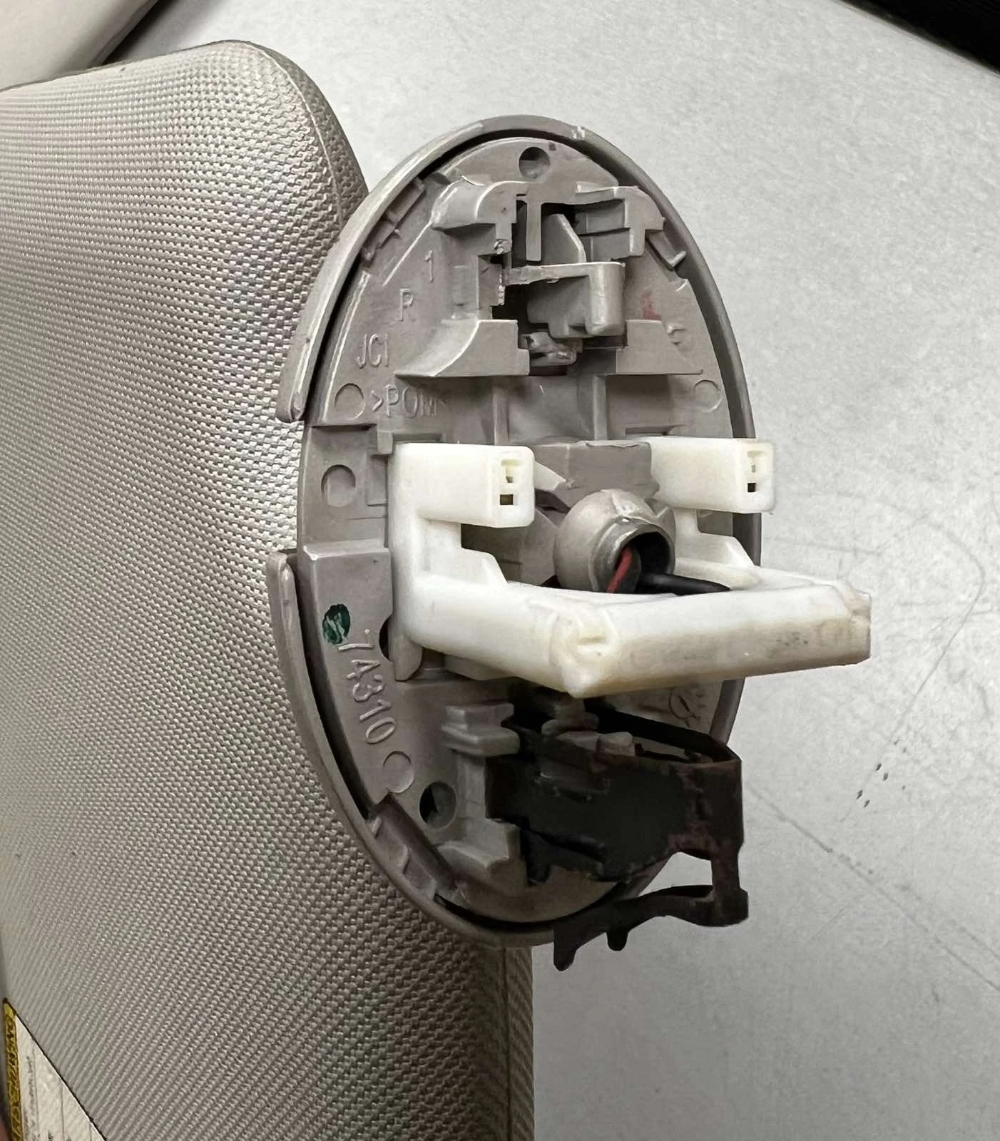   TOYOTA RAV4 2009-2014   74310-06770-B0 / 74310-42452-B2 | Mobile.bg   3