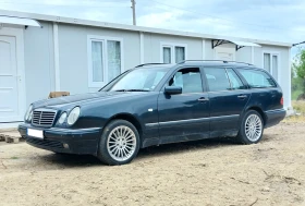 Mercedes-Benz E 320 4Matic Elegance, снимка 2