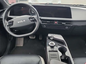 Kia EV6 GT Line / 360 / DISTRONIC /HEAD UP / CARFAX , снимка 10