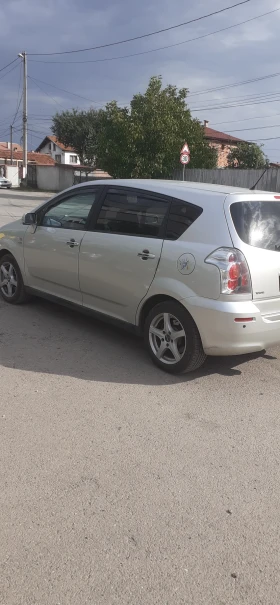 Toyota Corolla verso 5 врати, хечбег, 7местна, 2000кб.130к.бензин, авто, снимка 9