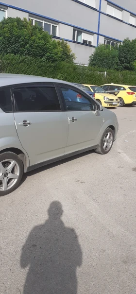 Toyota Corolla verso 5 врати, хечбег, 7местна, 2000кб.130к.бензин, авто, снимка 10